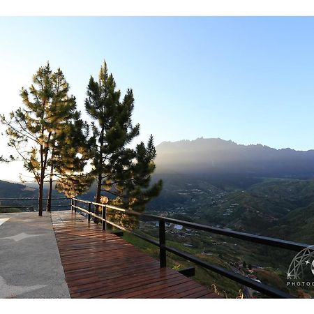 Crystal Hill R Hotel Kampong Kundassan Екстериор снимка